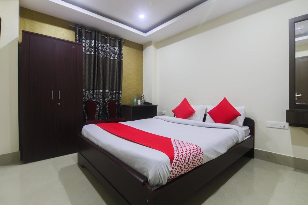 Oyo 27619 Hotel Blue Bird Annexe Nowgong Exterior foto