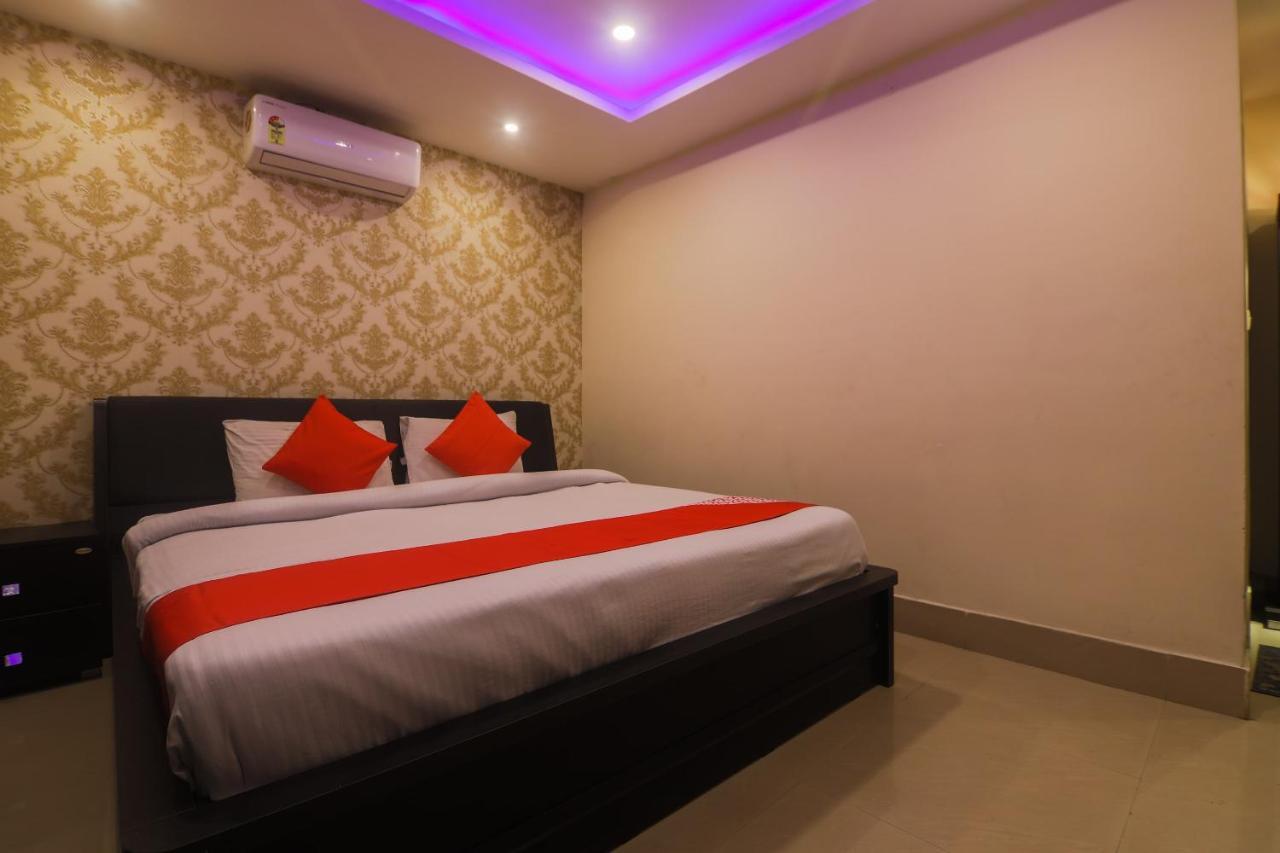 Oyo 27619 Hotel Blue Bird Annexe Nowgong Exterior foto