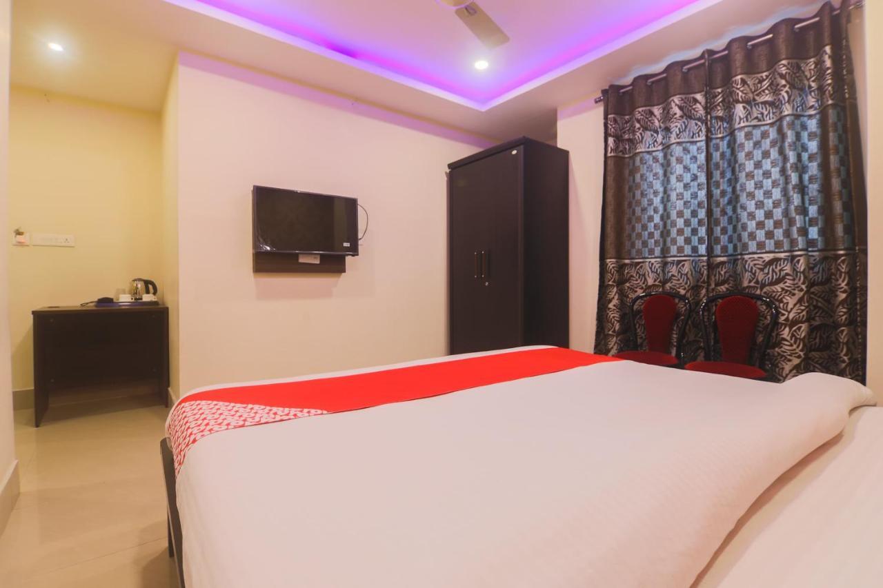 Oyo 27619 Hotel Blue Bird Annexe Nowgong Exterior foto